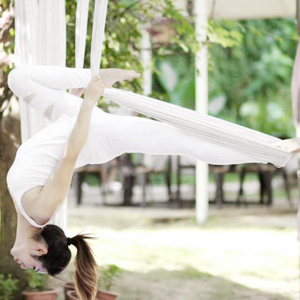 أرجوحة يوغا هوائية من النايلون - مراجعة Yoga Trapeze Swing وسعره